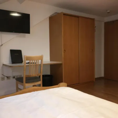 Im Sonnental Hotel *