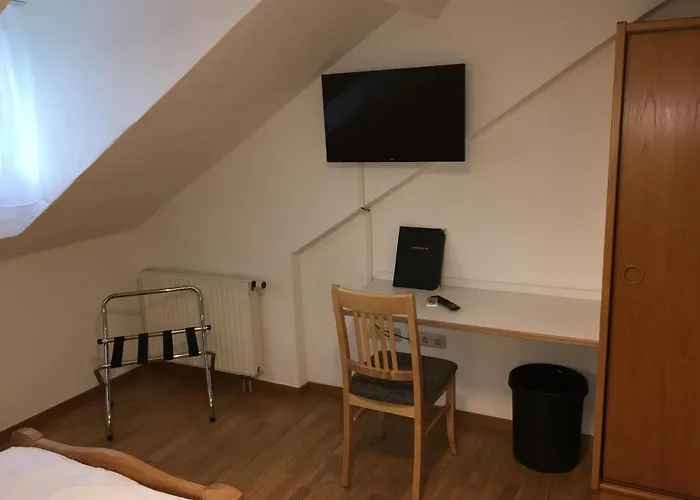 ホテル Im Sonnental ヤヘナウ